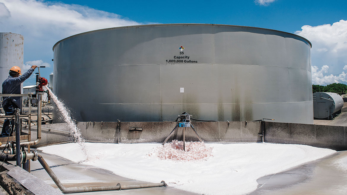 Dry fertilizer-dilution pit at Wedgworth’s Lake Placid, Florida, facility.